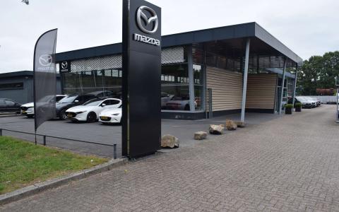 Mazda Apeldoorn showroom